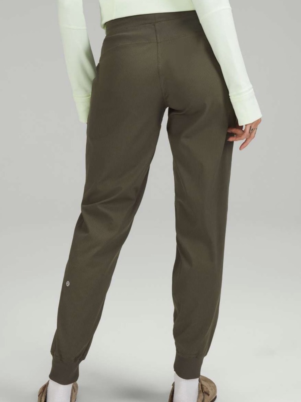 lululemon Dance Studio Mid-Rise Jogger Pants Deep Olive Size 4